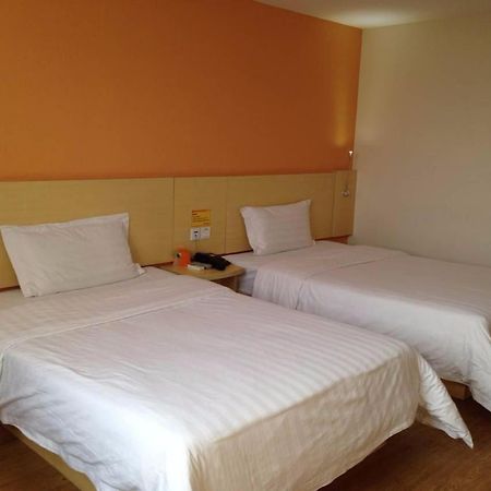 7Days Inn Qionghai Bus Station Екстериор снимка