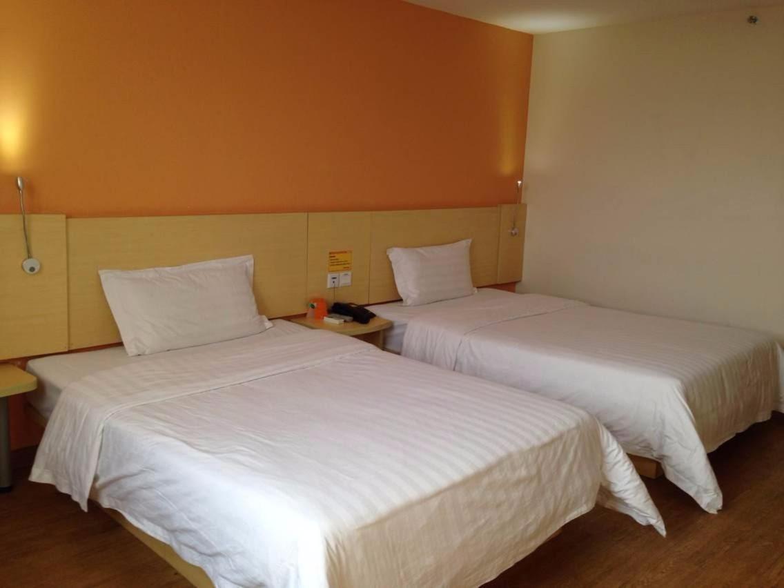 7Days Inn Qionghai Bus Station Екстериор снимка